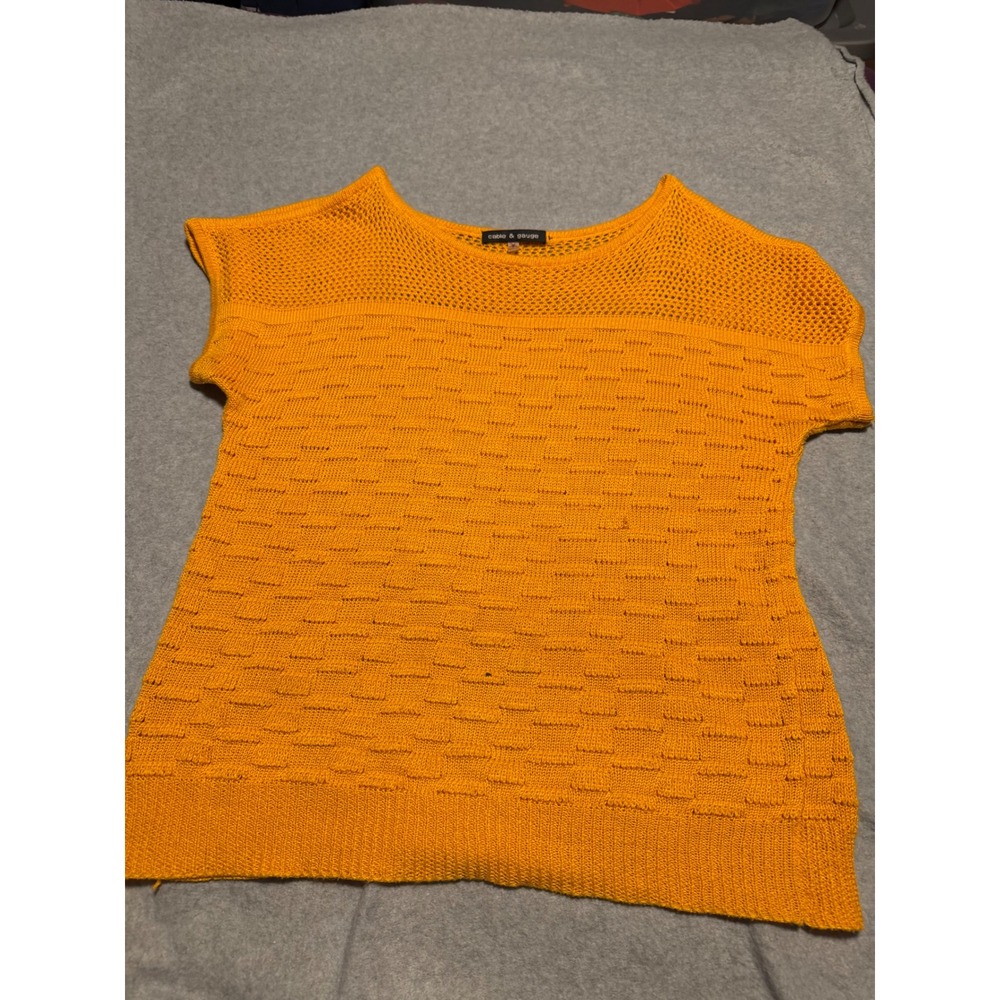 Cable & Gauge Orange Knit Short Sleeve Sweater Mesh Yoke Basketweave Top S - Picture 2 of 4
